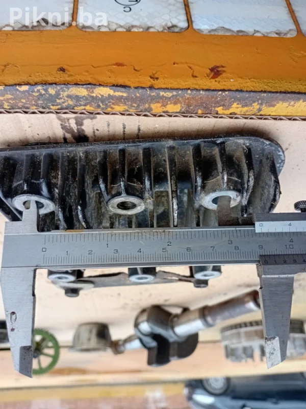 Deklo glava kosacice Briggs stratton Tecumsen dijelovi kosilice