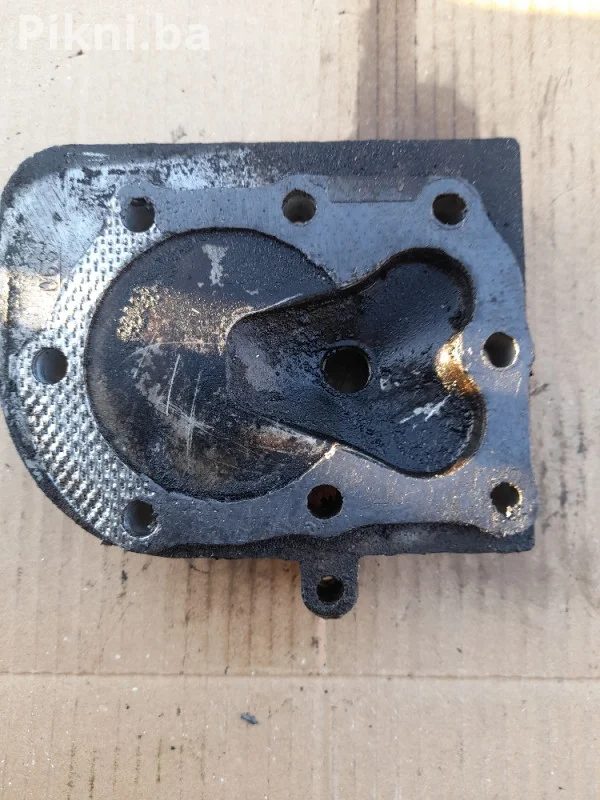 Alu Deklo Glave / Glava Cilindra za Svjećicu - Briggs & Stratton