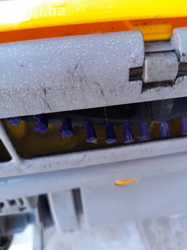 Stapni usisivac DYSON DC04 kicni usisivaci citaj pod detaljno