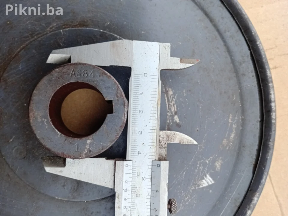 Remenica 210mm elektro motor elektromotori