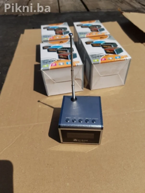 Prienosni mikro USB-AUX-CD zvučnik, mp3 radio fm plejer