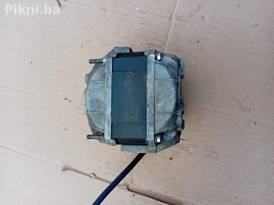 Elektro motor 220v 1300 obrtaja elektromotori