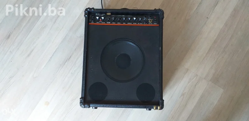 EKO K-300R Gitarsko/Instrumentalno Pojačalo - 180 KM!