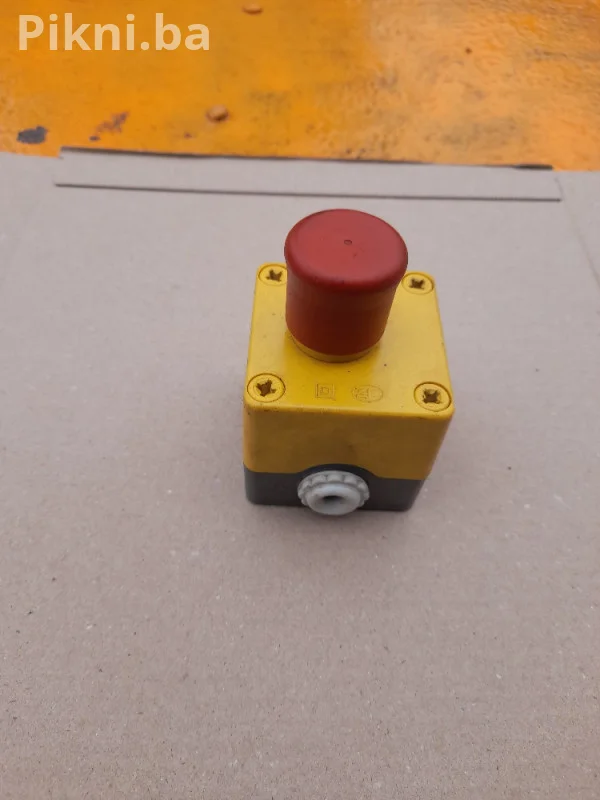 Nužno stop prekidac kućištem Made in germany 54x54 mm