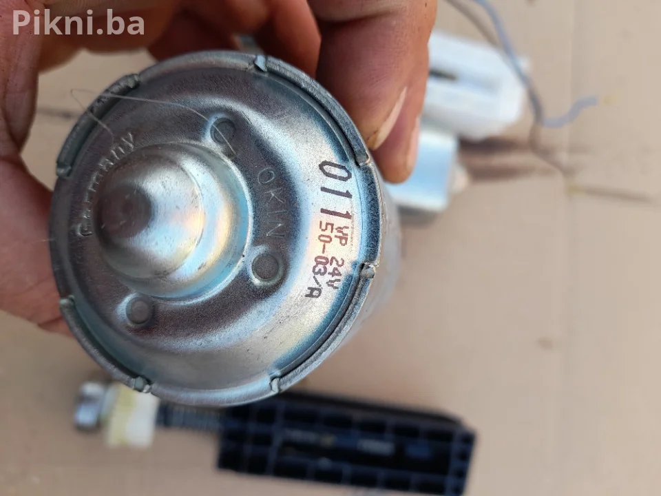 Motorni 24v sa lozom elektro motor elektromotori okin okimat3H4/6