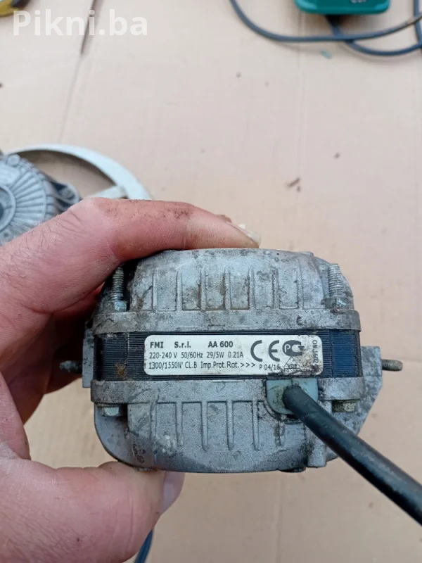 Elektro motor 220v 1600 obr elektromotori