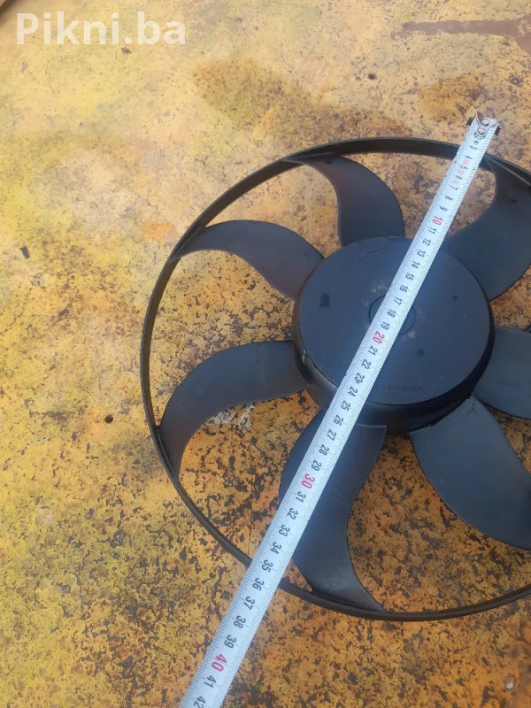 Originalni Ventilator Hladnjaka 40cm SIEMENS VDO - Odlično Stanje