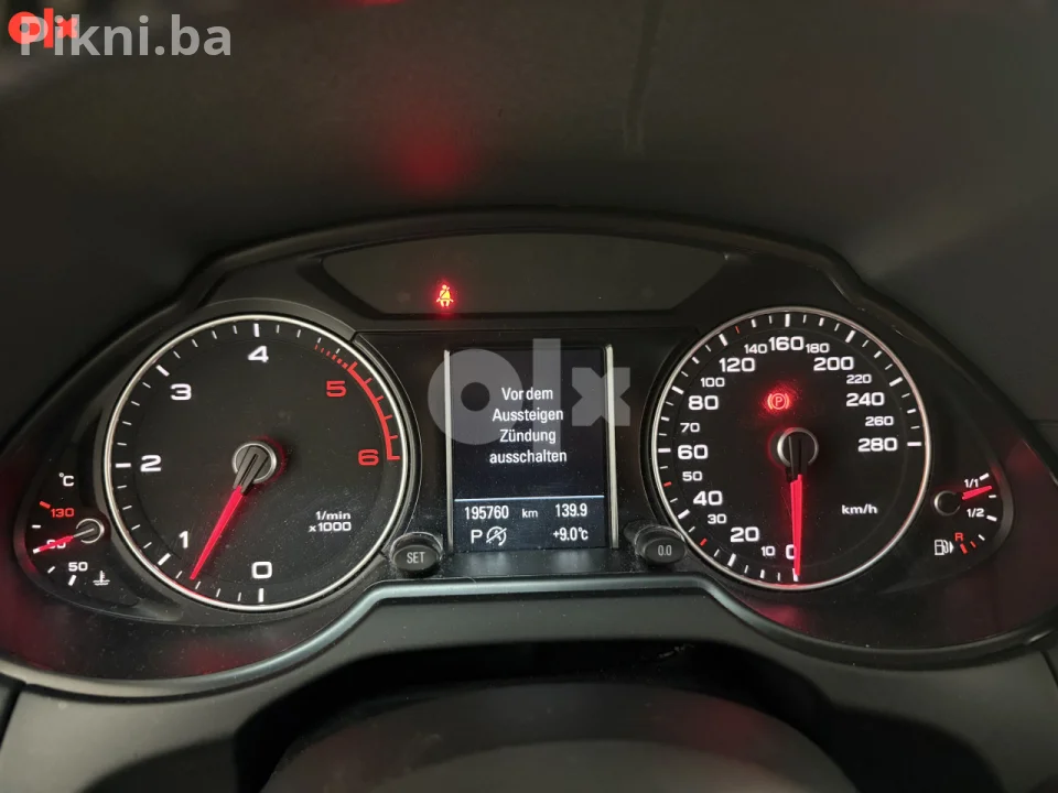 OGLAS IZ USLUGE, ZVATI ISKLJUCIVO NA NAVEDENI BROJ Auto je u vlasništvu 8 god,redovno servisirano na njemu je mjenjano svašta nešto imam račune.Od nosača motora,kočnica, amortizera,gumištucna,ulja ,filtra spona,lafeta ma svašta. Registracija mi je do 02.2027ga auto je 2005g.Auto je u dobrom stanju elegance oprema na njemu ima neku sitnicu uraditi. Auto ima dva seta guma zimske su nove i dva seta aluminijumski felgi.Cijena 9000 KM.  Sve informacije na broj 063 064 299.