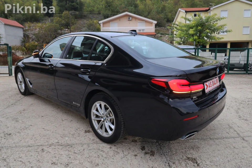 BMW 520d Tiptronic LED VIRTUAL Navigacija 2xParktronic FACELIFT