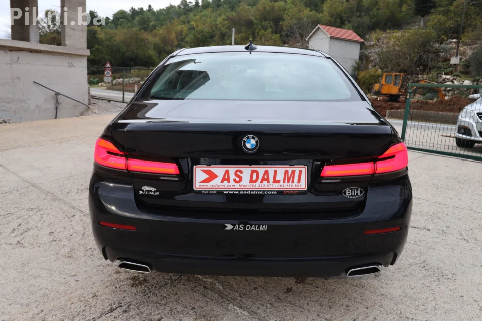 BMW 520d Tiptronic LED VIRTUAL Navigacija 2xParktronic FACELIFT