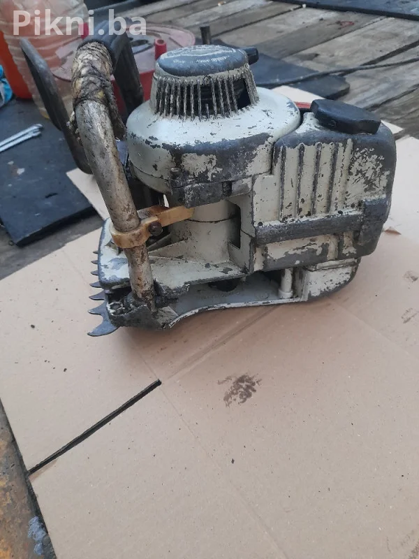 LEGENDARNA MOTORNA PILA STIHL 08S - 100% ISPRAVNA, Vrhunska S