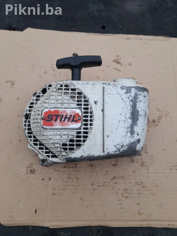 STIHL Starter (Kućište za Paljenje) sa Rezervoarom - Oštećen