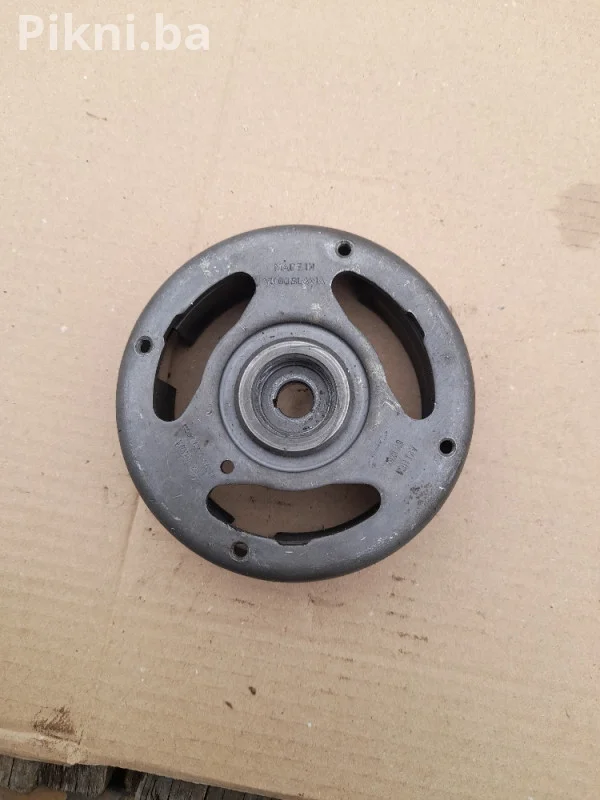 Originalni Zamašnjak / Magnet za paljenje - ISKRA Licenca BOSCH (