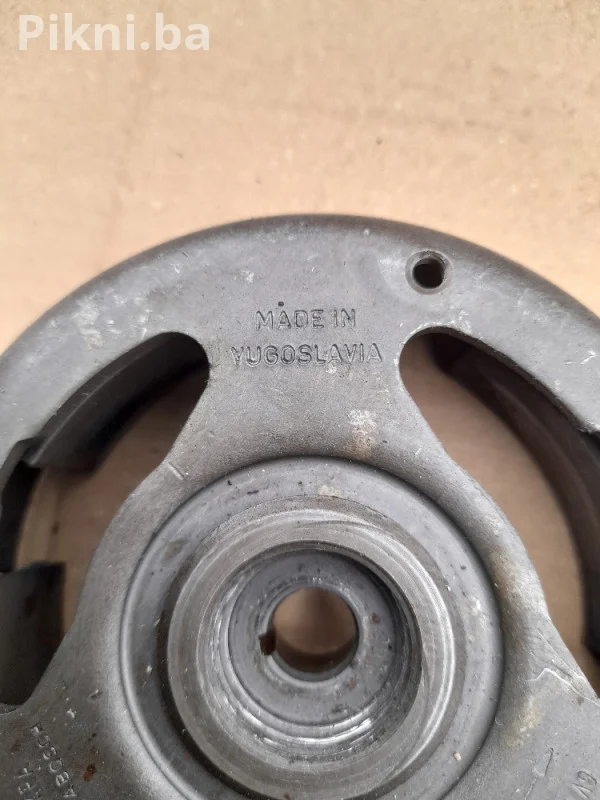 Originalni Zamašnjak / Magnet za paljenje - ISKRA Licenca BOSCH (