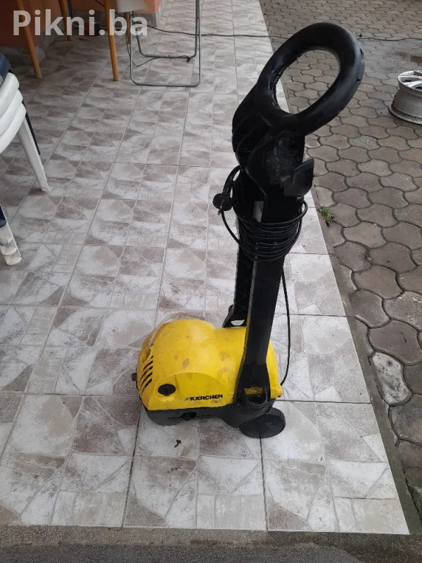 KARCHER 490 M (130 Bar / 1.9 kW) - Visokotlačna Mašina za Pranje! 150 KM