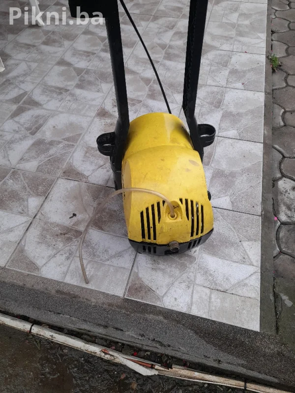 KARCHER 490 M (130 Bar / 1.9 kW) - Visokotlačna Mašina za Pranje! 150 KM