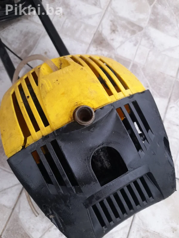 KARCHER 490 M (130 Bar / 1.9 kW) - Visokotlačna Mašina za Pranje! 150 KM