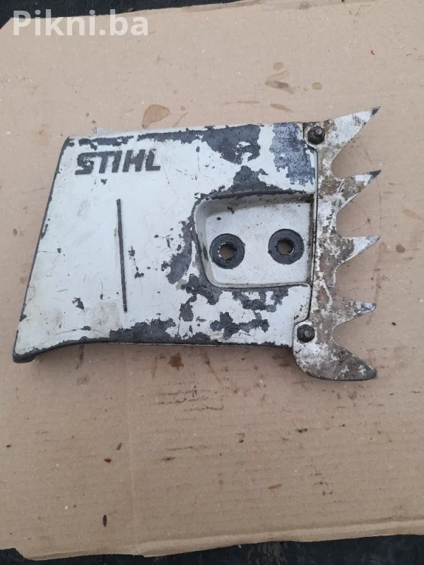 Poklopac kvačila sa branikom za STIHL 015 - ISPRAVAN