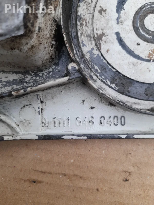 Poklopac kvačila sa branikom za STIHL 015 - ISPRAVAN