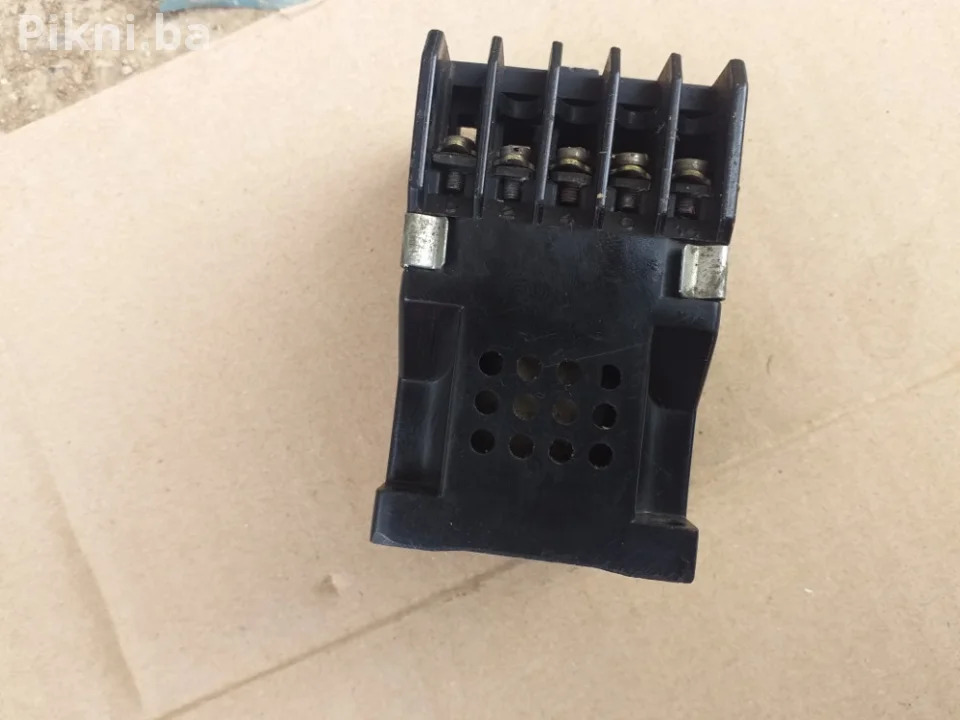 Kontaktor Rade Končar 4CN 16A 220v SKLOPKA PREKIDAC