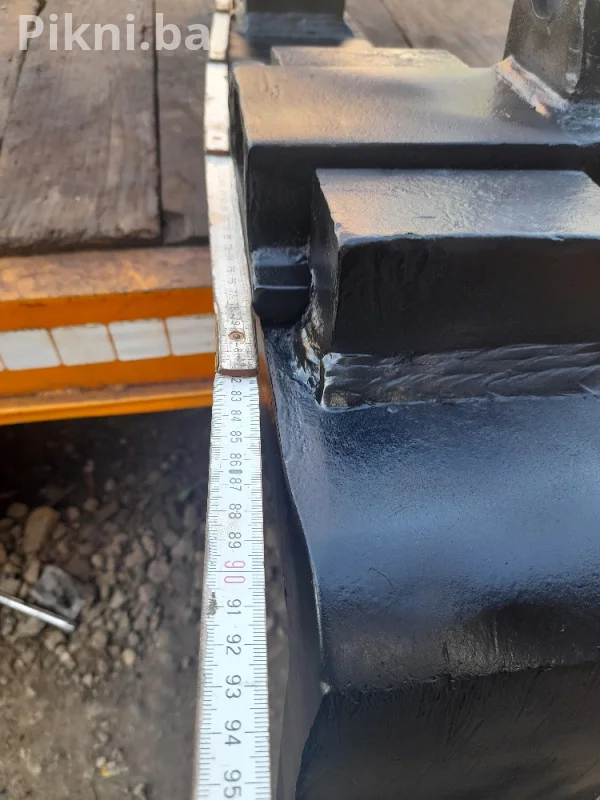 Vile paletar skip kombinerka utovarivac bager traktor eurokačenje