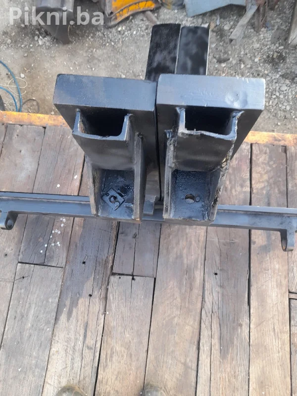 Vile paletar skip kombinerka utovarivac bager traktor eurokačenje