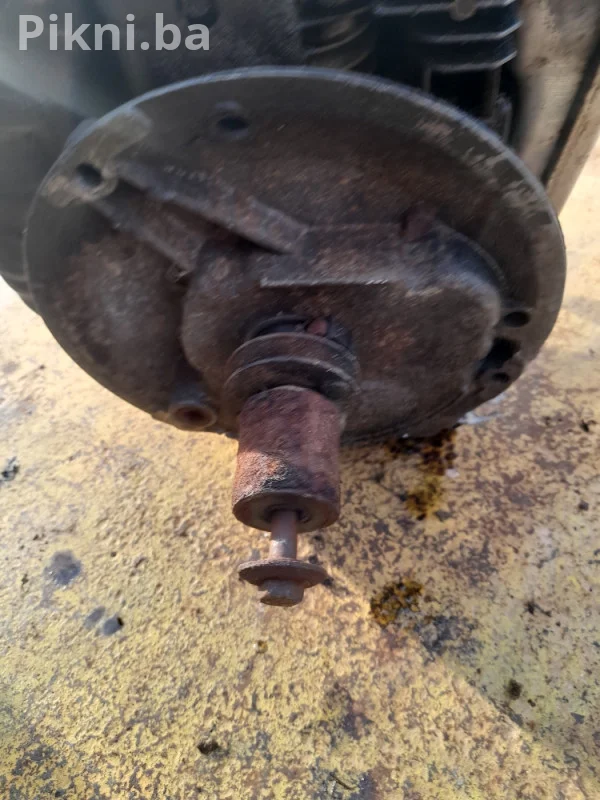 Motor kosačice Briggs strattion kosilice dijelovi