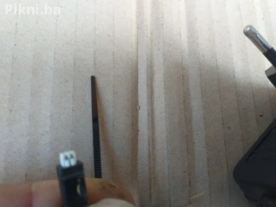 Adapter 5v 500mA punjac pretvarac napona