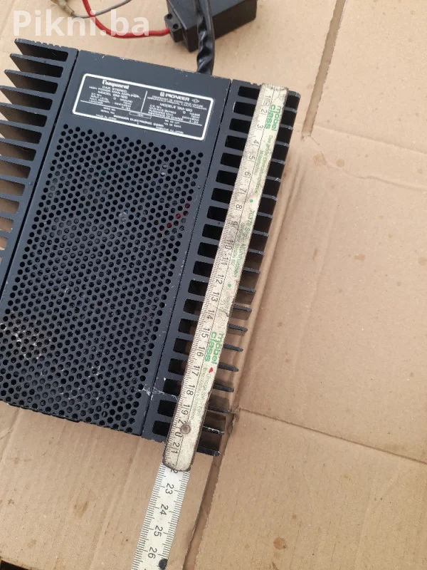 Auto pojačalo PIONEER GM 120 muzika radio ozvucenje