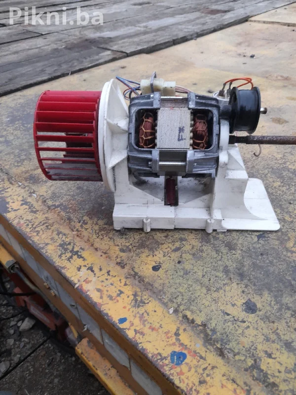 BRZA PRODAJA! MOTOR VENTILATORA/TURBINE ZA SUŠILICU VEŠA 170W (EL