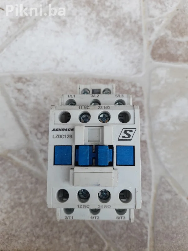 SCHRACK Trofazni Kontaktor 12A / 5.5kW, 230V Zavojnica - SNIŽENO!