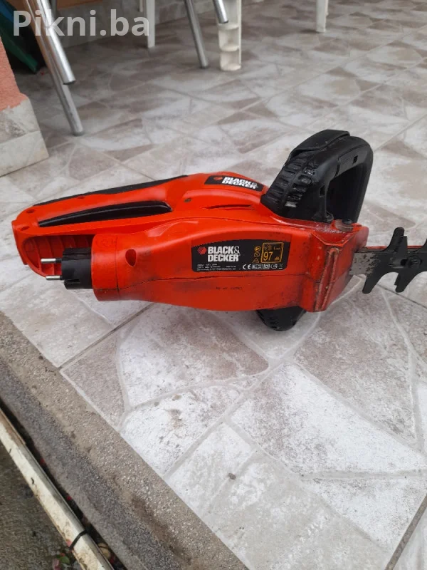Black & Decker Električni Trimer za Živicu GT6060 (600W) - Ogradu