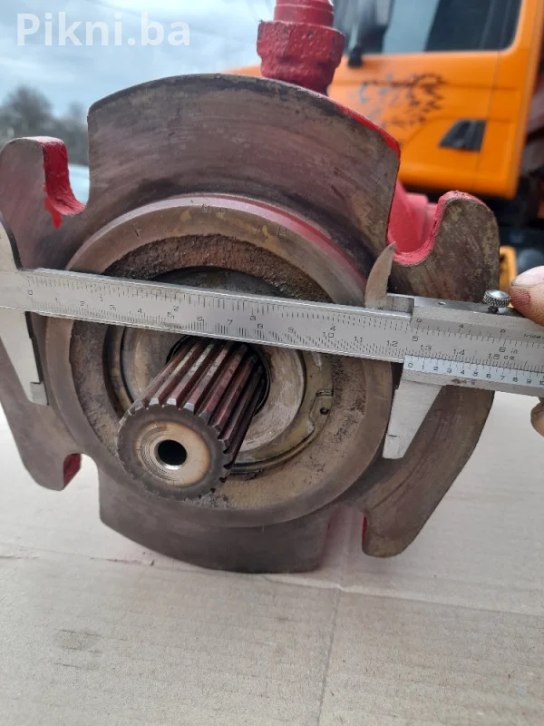 Hidro motor hidromotori hidraulicna pumpa bager radna masina