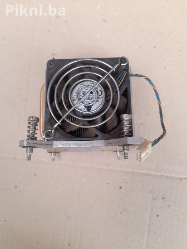 Coler hladnjak 12v cooleri ventilator turbina racunar