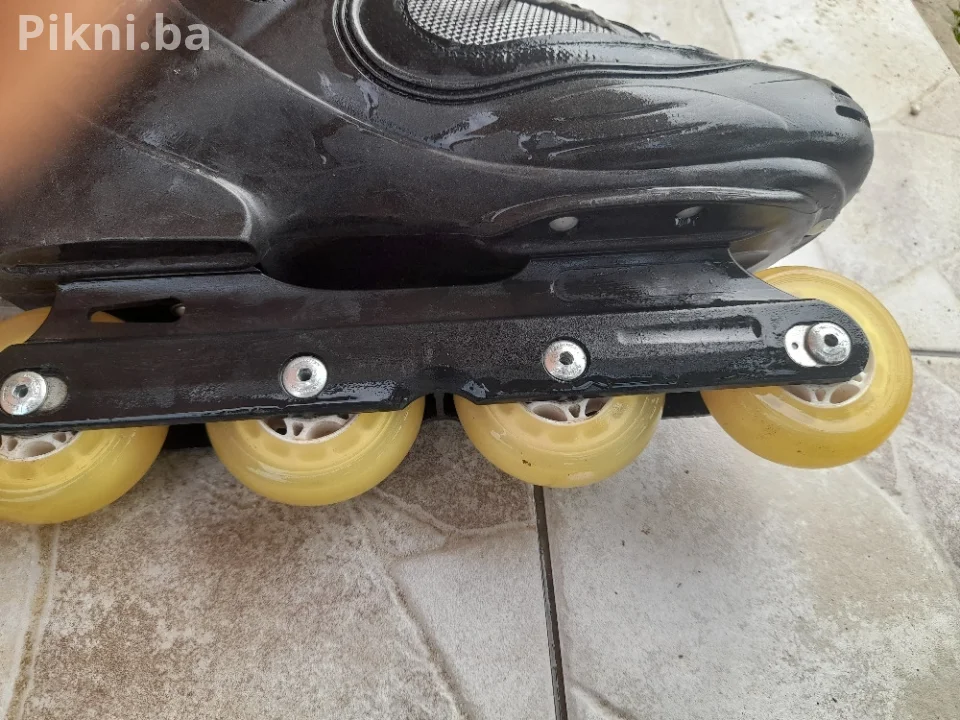 ROLERI SALOMON BR.45 KO NOVE