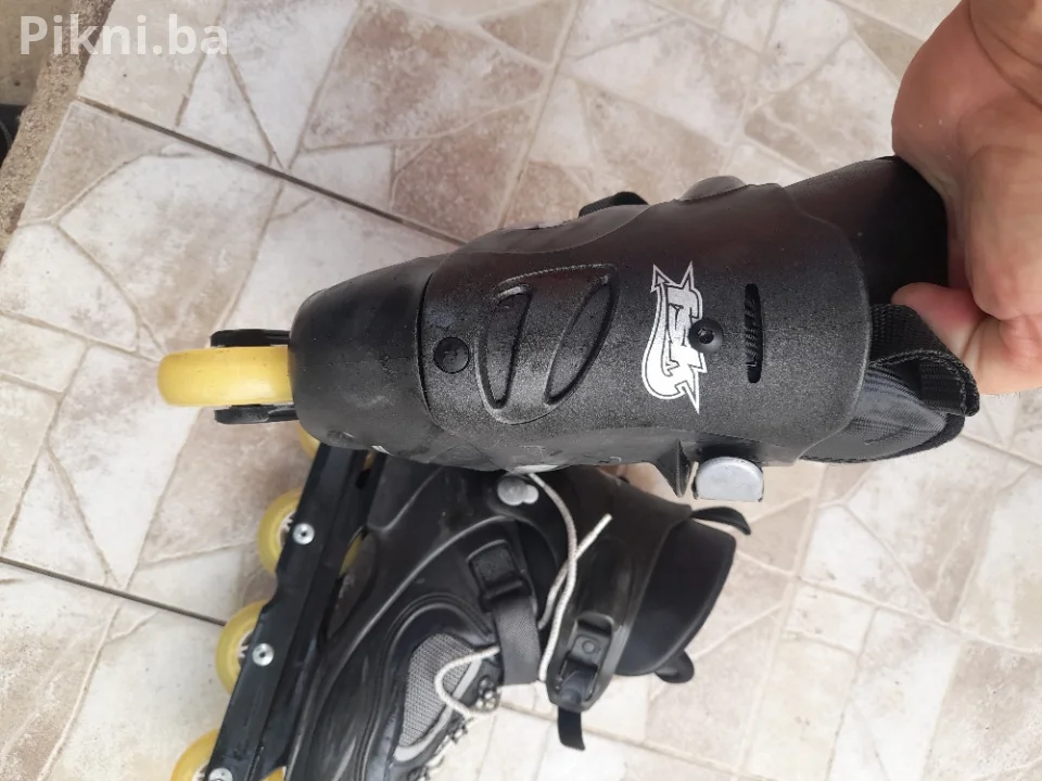 ROLERI SALOMON BR.45 KO NOVE