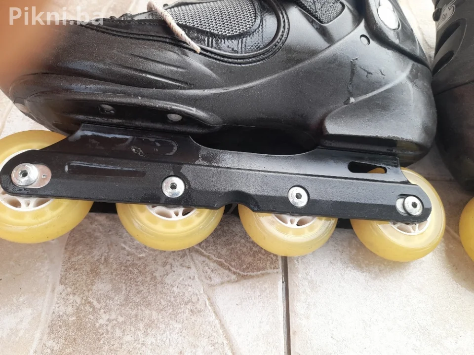 ROLERI SALOMON BR.45 KO NOVE