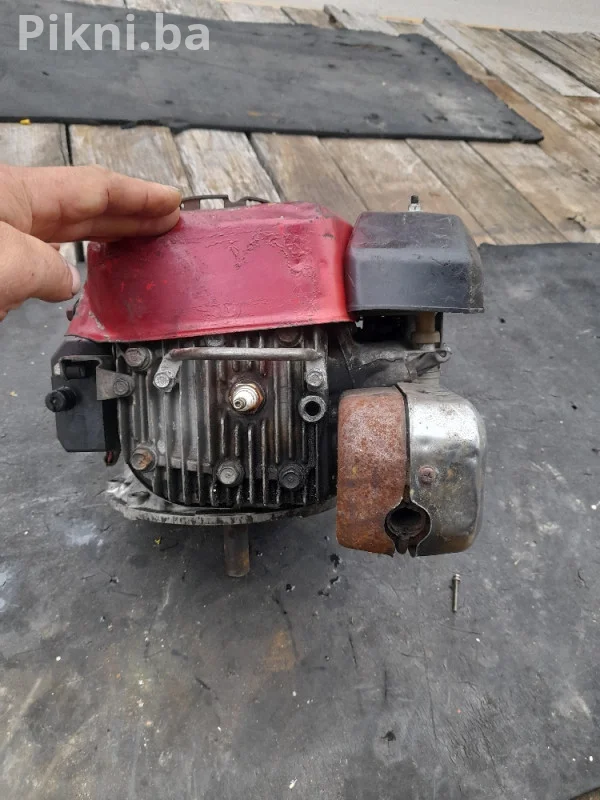 BRZA PRODAJA! DIJELOVI / NEISPITAN MOTOR HONDA GV150 za kosilice/