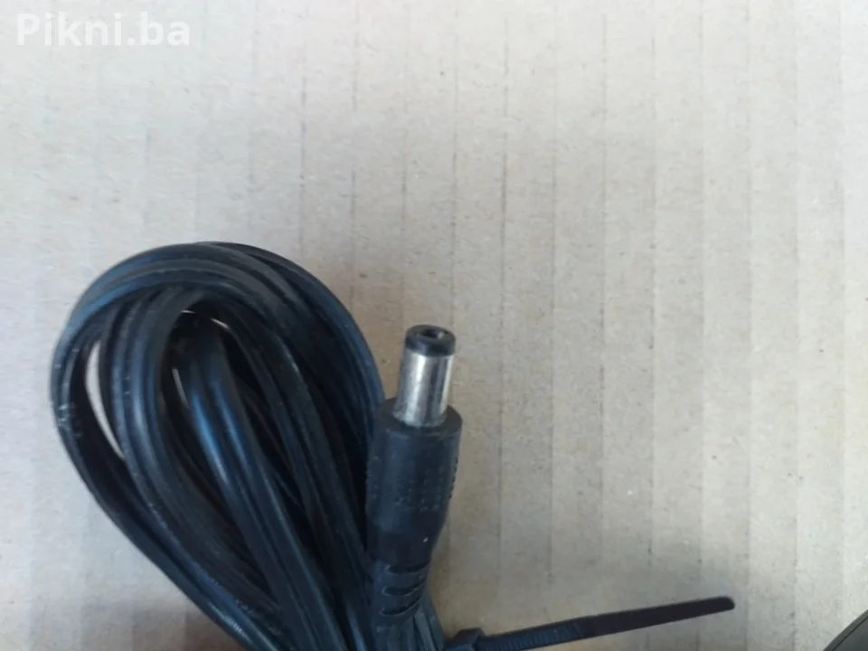Adapter / Napajanje DVE 12V - 1.25A (15W) - Ispravno