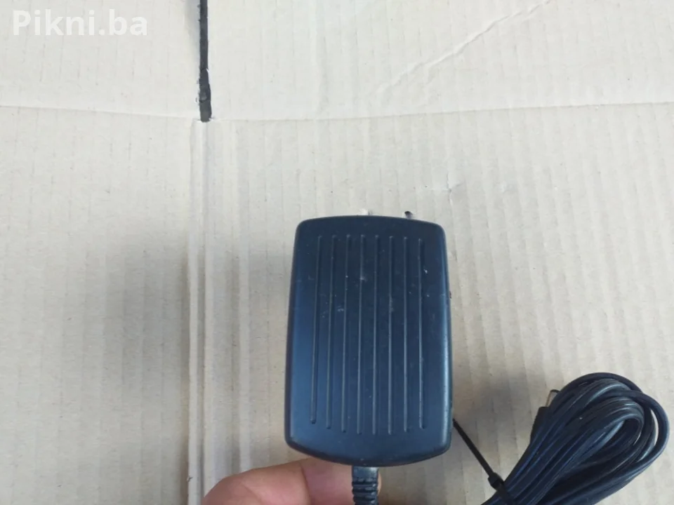 Adapter / Napajanje DVE 12V - 1.25A (15W) - Ispravno