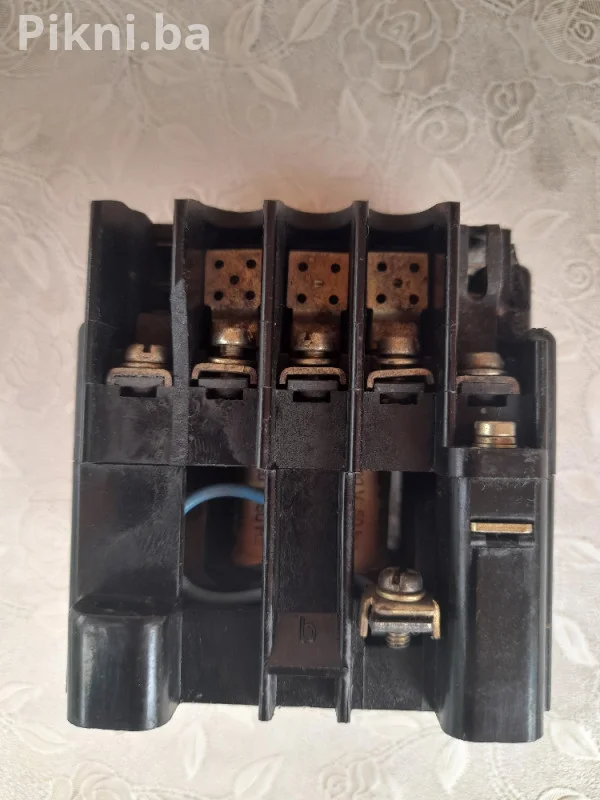KONTAKTOR Iskra K16 220v sklopke prekidaci