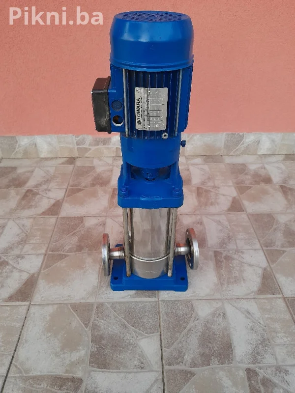 LOWARA Vertikalna Višestepena Pumpa SV206F07T - Idealna za Hidrof