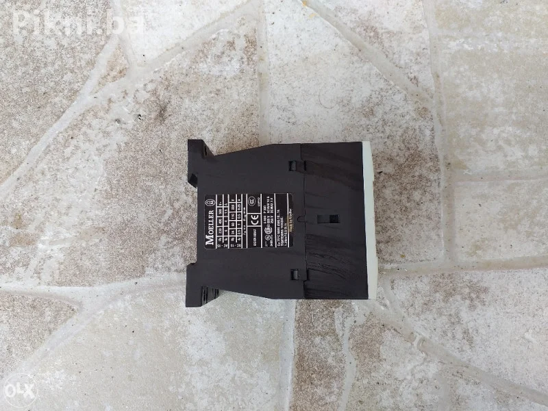 KONTAKTOR Elektro sklopka moeler 10A germany
