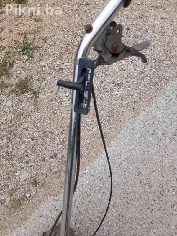 Motokultivator Brumi 4HP Motor u radnom stanju, 300 KM