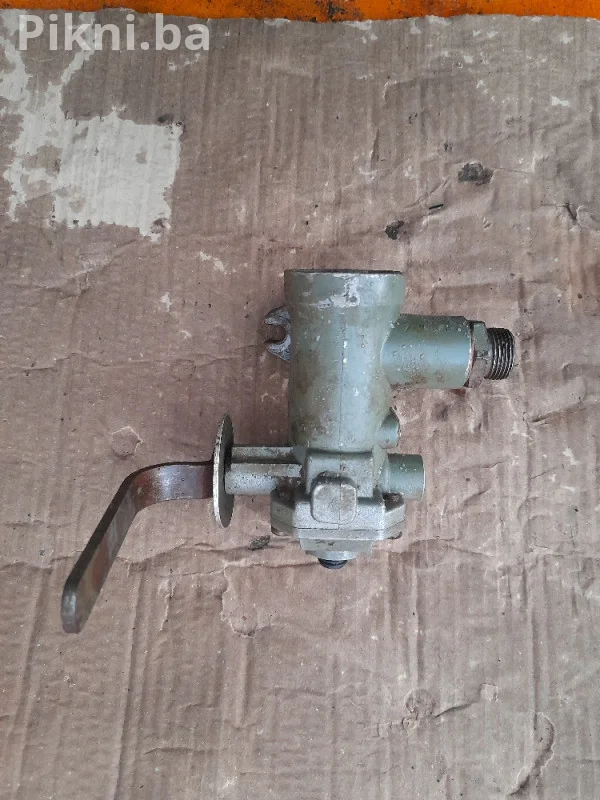 Pneumatski ventil prva petroletka traktor kamion prikolicu imt