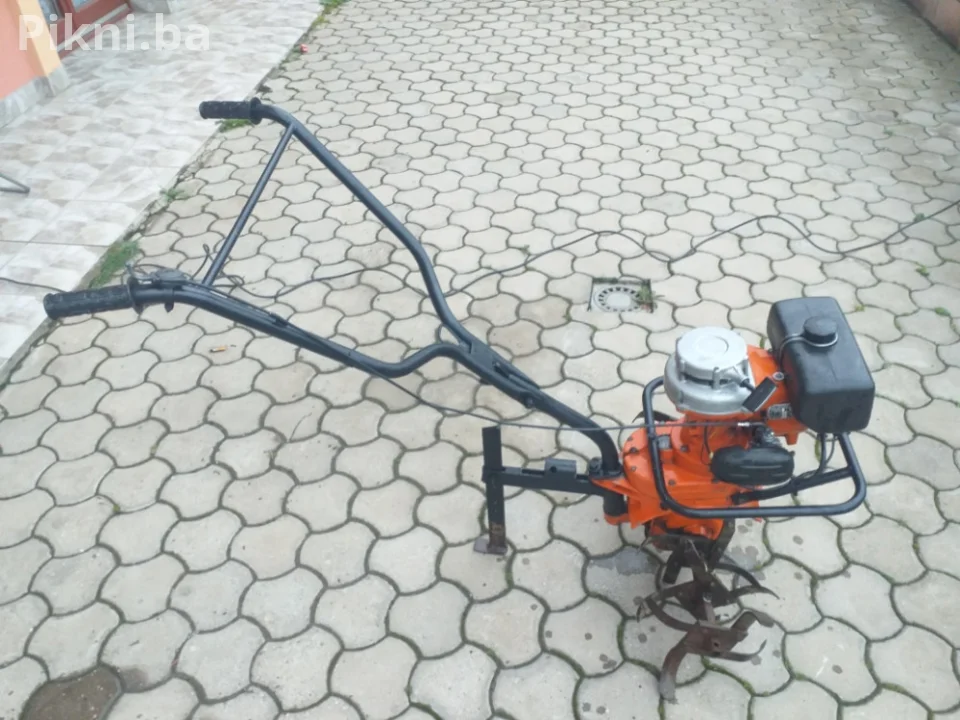 Freza kopačica tomos Mk-2 servisirana ima video ispod