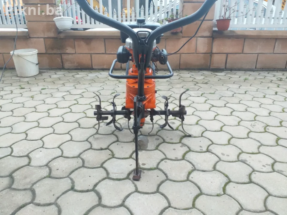 Freza kopačica tomos Mk-2 servisirana ima video ispod