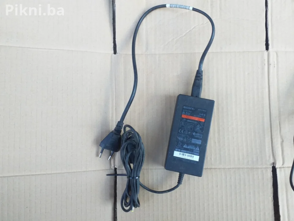 Originalni SONY Punjač 8.5V / 5.65A za PlayStation 2 SLIM (PS2)