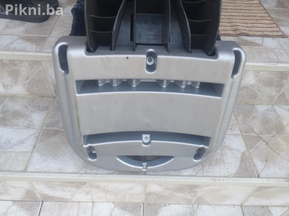 Auto sjedalica Maxi Cosi 9-18kg sjedište za djecu