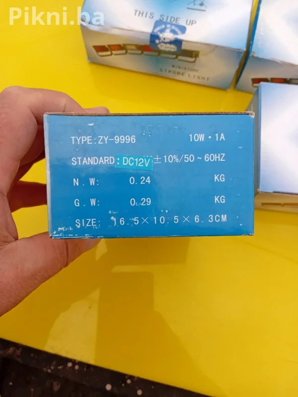 RASPRODAJA! Mini Stroboskop/Rotacija Lampe - NEON ZELENA 12v